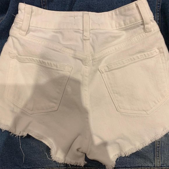 Sunday Best Aritzia White denim shorts - Picture 5 of 5